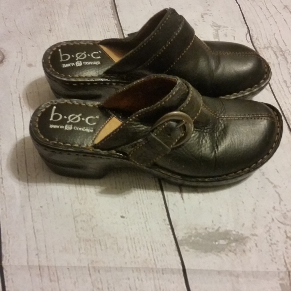 Born Concepts B.O.C. Girls Clogs 6 Black Leather